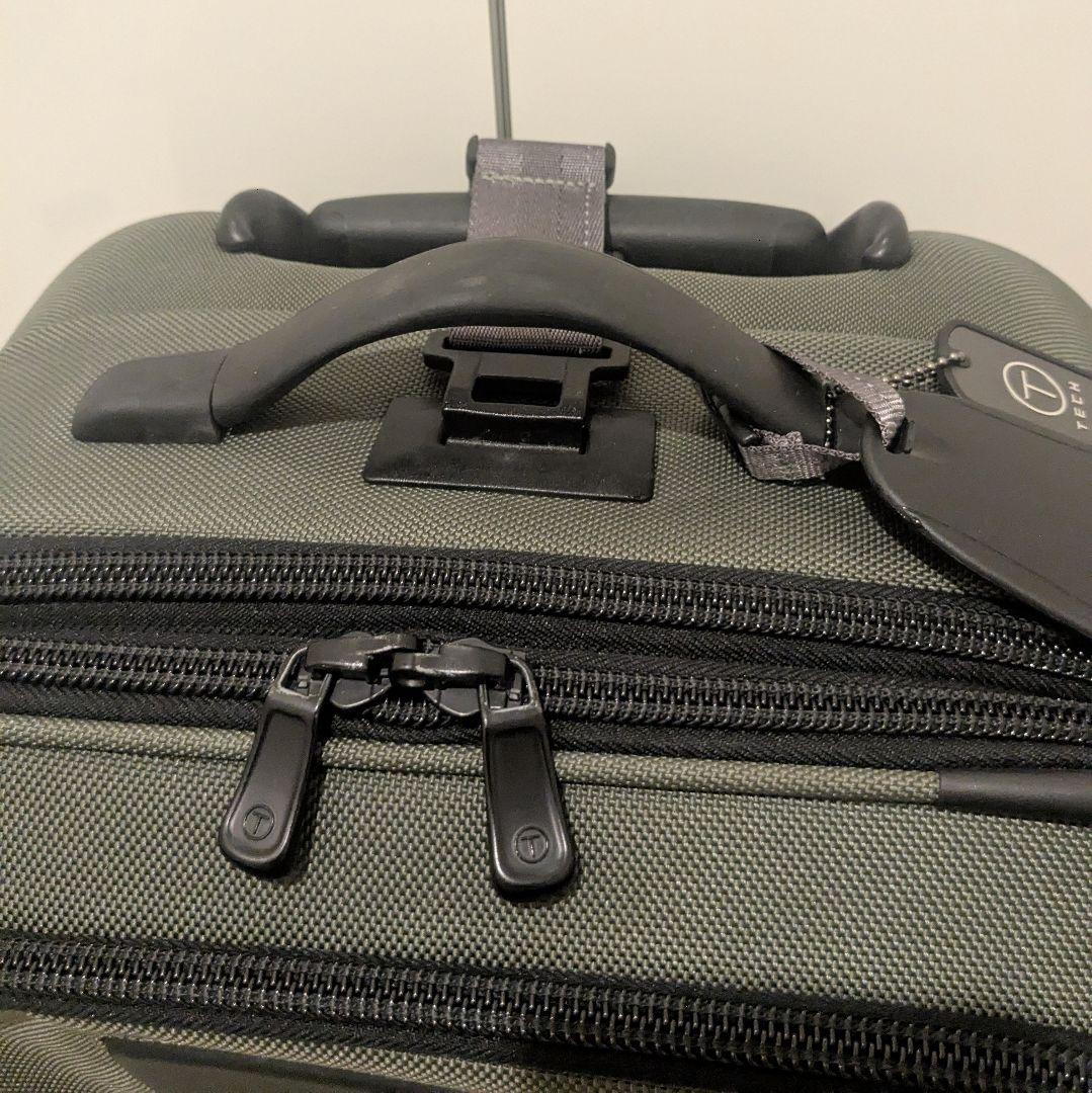 【TUMI T-TECH 未使用】 キャリーバッグ キャスター2輪 カーキ色