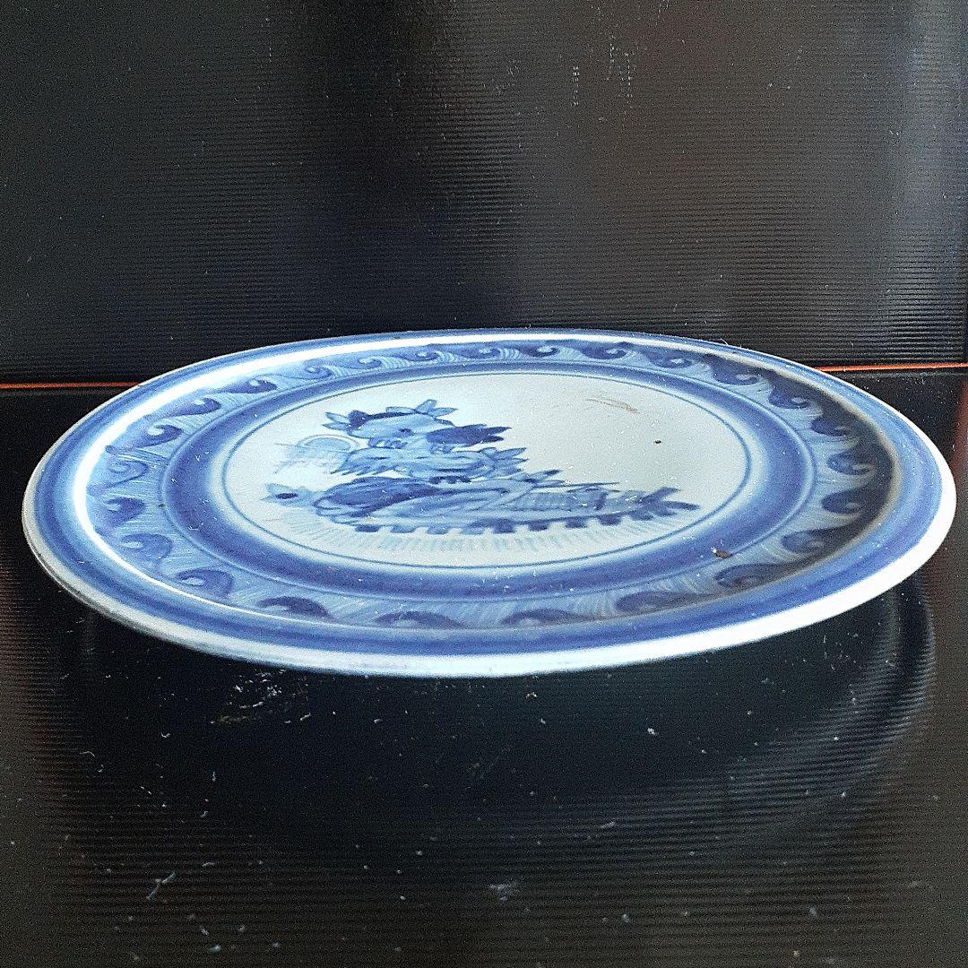 初期伊万里染付け蓬来山図中皿