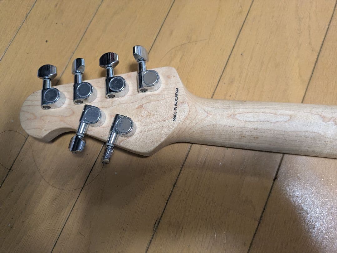 ギター Sterling by MUSICMAN CT30 CUTLASS