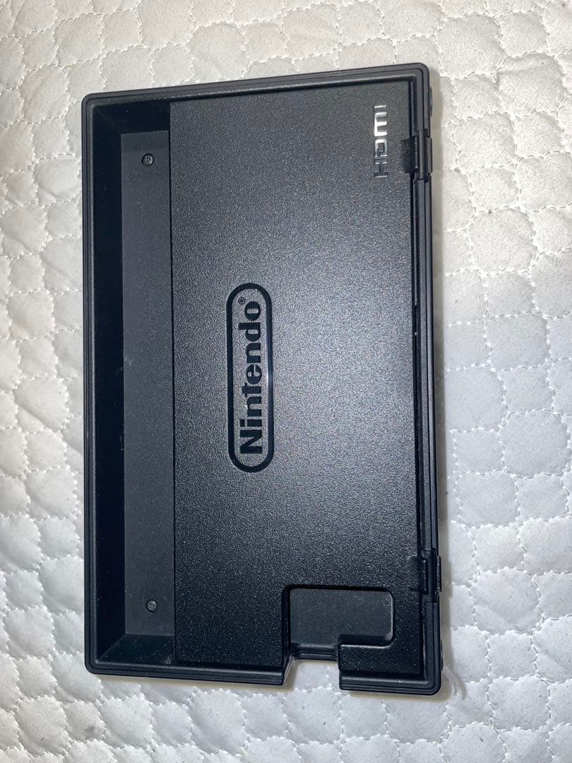 ユ*す様 Nintendo Switch 本体 赤/青 Joy-Con付き美品