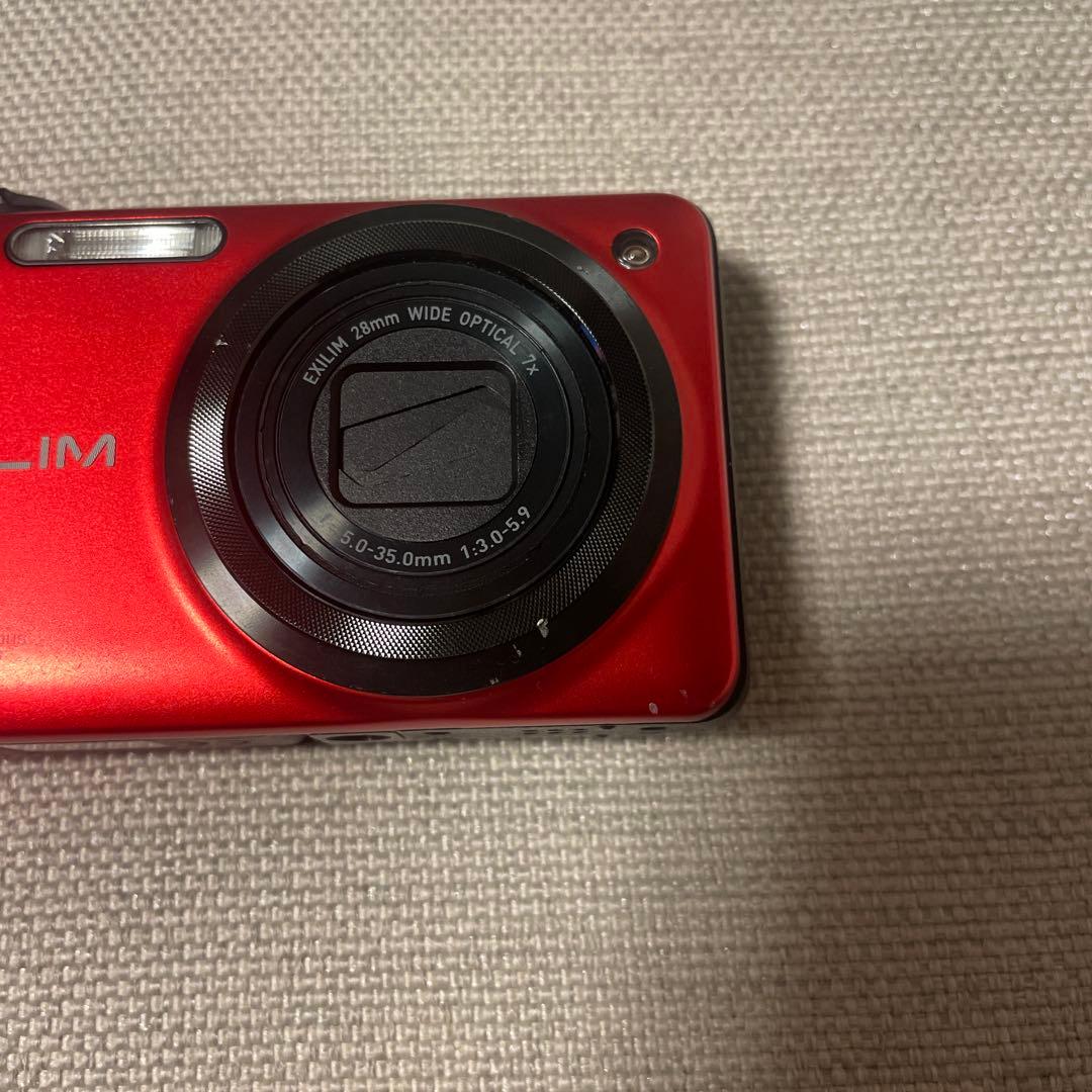 CASIO EXILIM EX-FC200S レッド　デジカメ