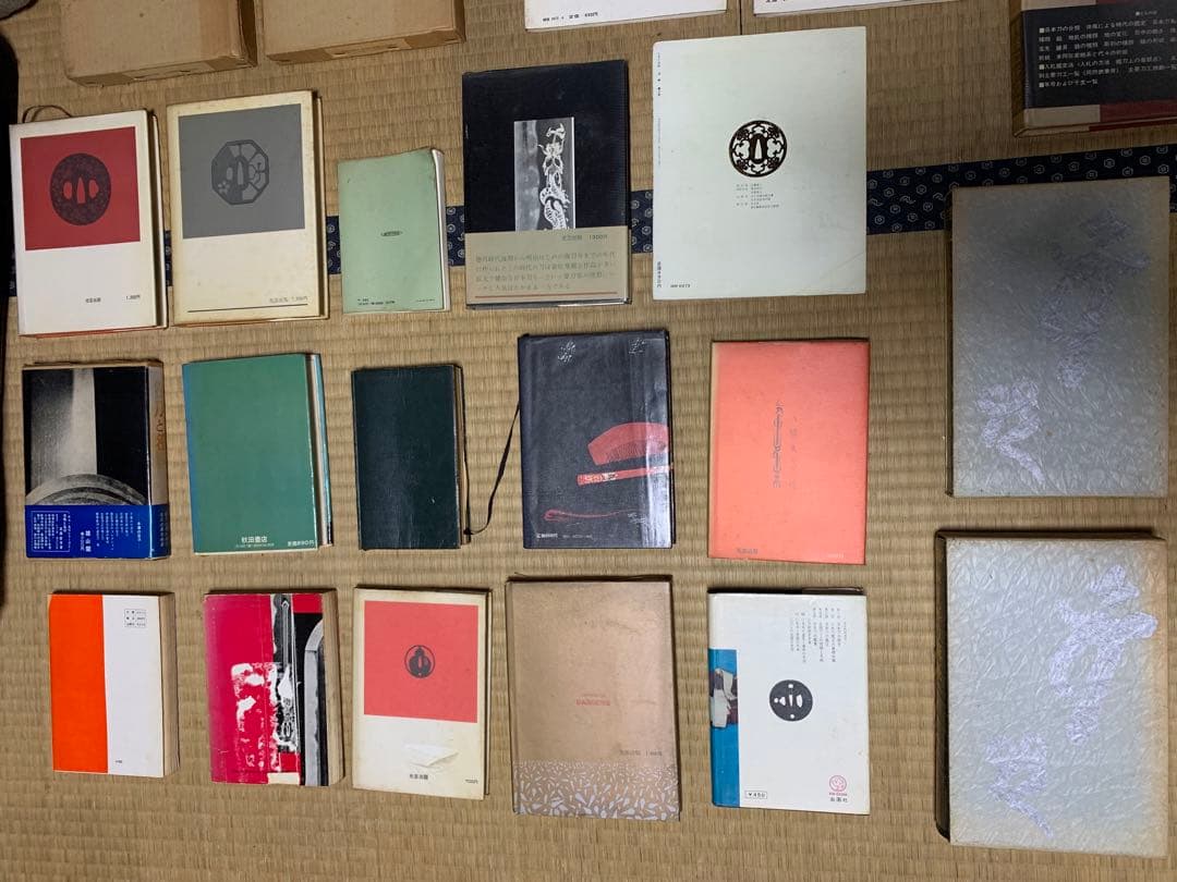 伝説門外不出 日本刀短刀 脇差 鍔 骨董 古銭 小判 業物 古書 皿 城 家紋