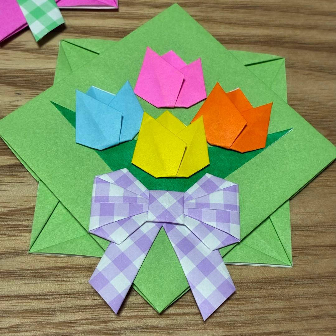 折り紙メダル　チューリップ花束　６０枚　メッセージカード