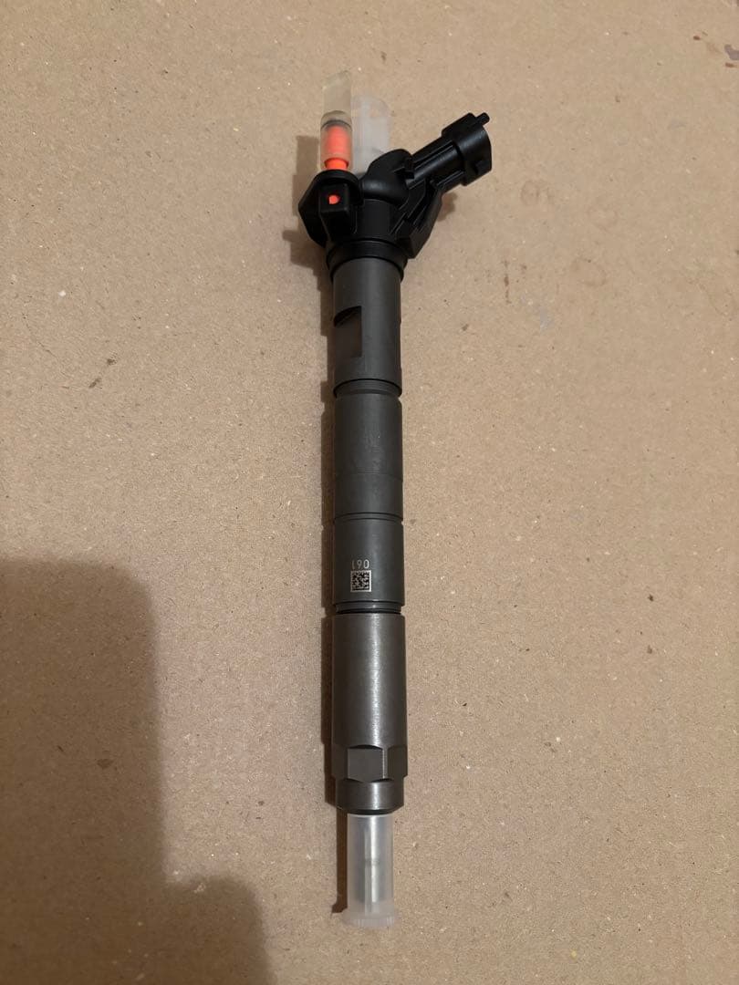 三菱FUSO キャンターインジェクター4本セット