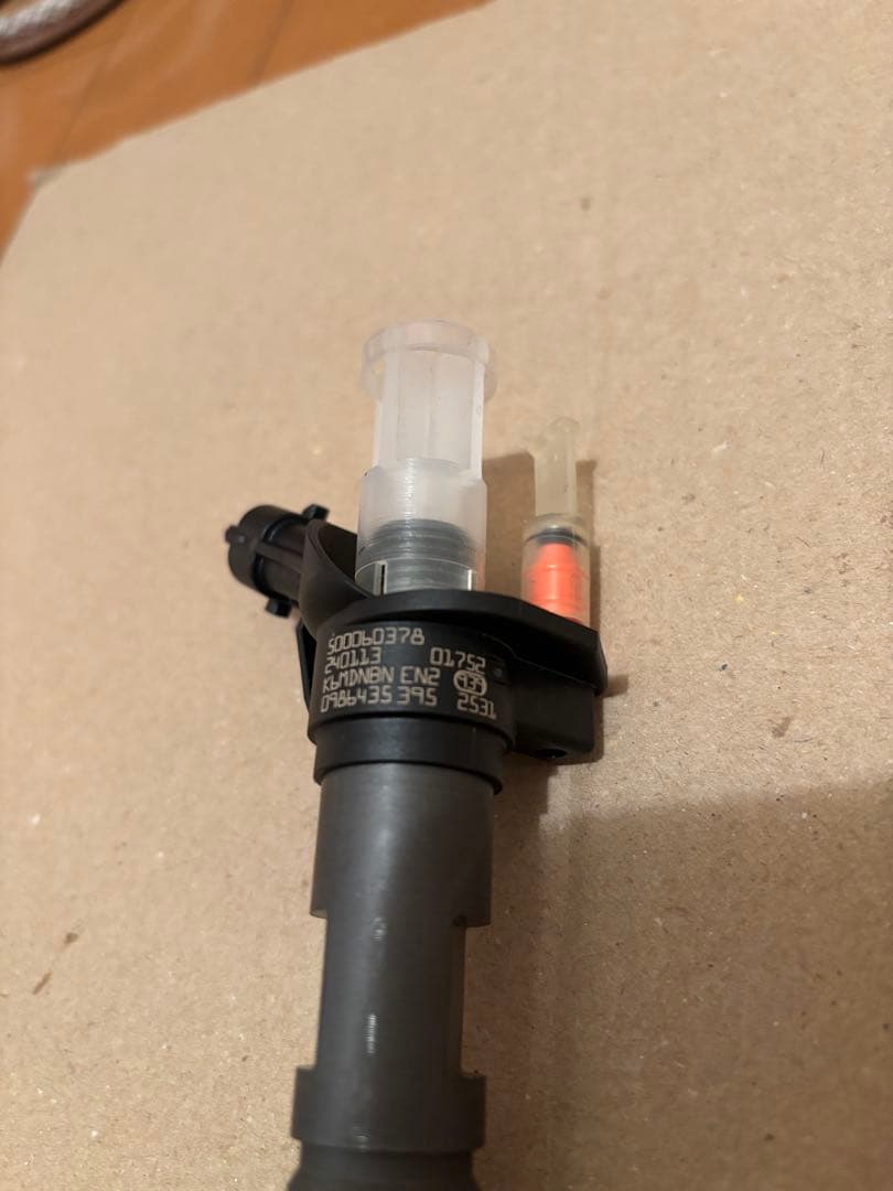 三菱FUSO キャンターインジェクター4本セット