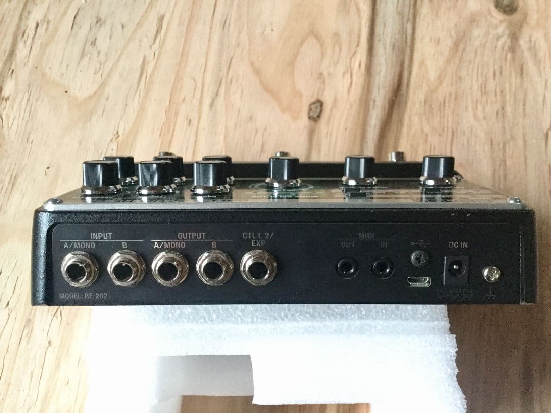 BOSS SPACE ECHO RE-202 ギターエフェクター