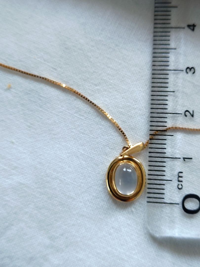k18ムーンストーンペンダントトップ刻印あり