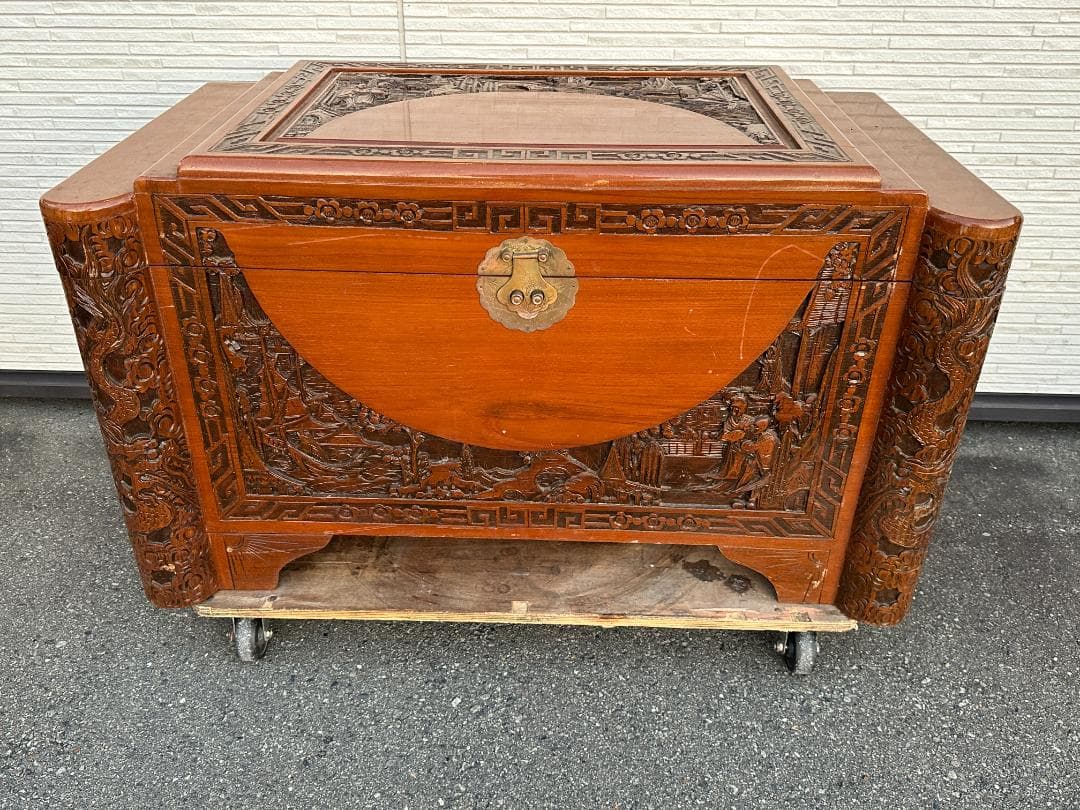 ★当時物 現状品 彫刻 木彫り 木製 大型収納箱 ボックス 古家具 インテリア