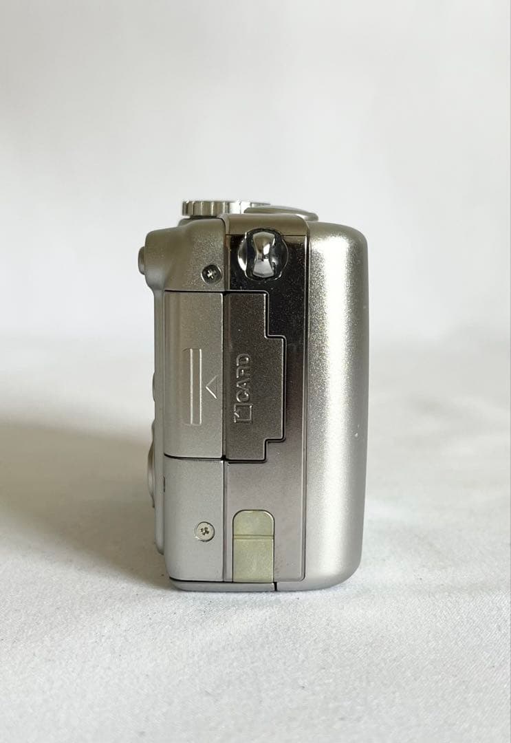 【完動品】Nikon Coolpix 7900 デジタルカメラ 動作確認済み