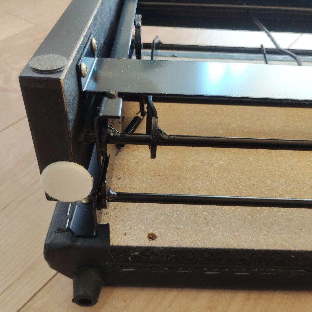 ピアノ補助台 高さ調整機能付き　黒