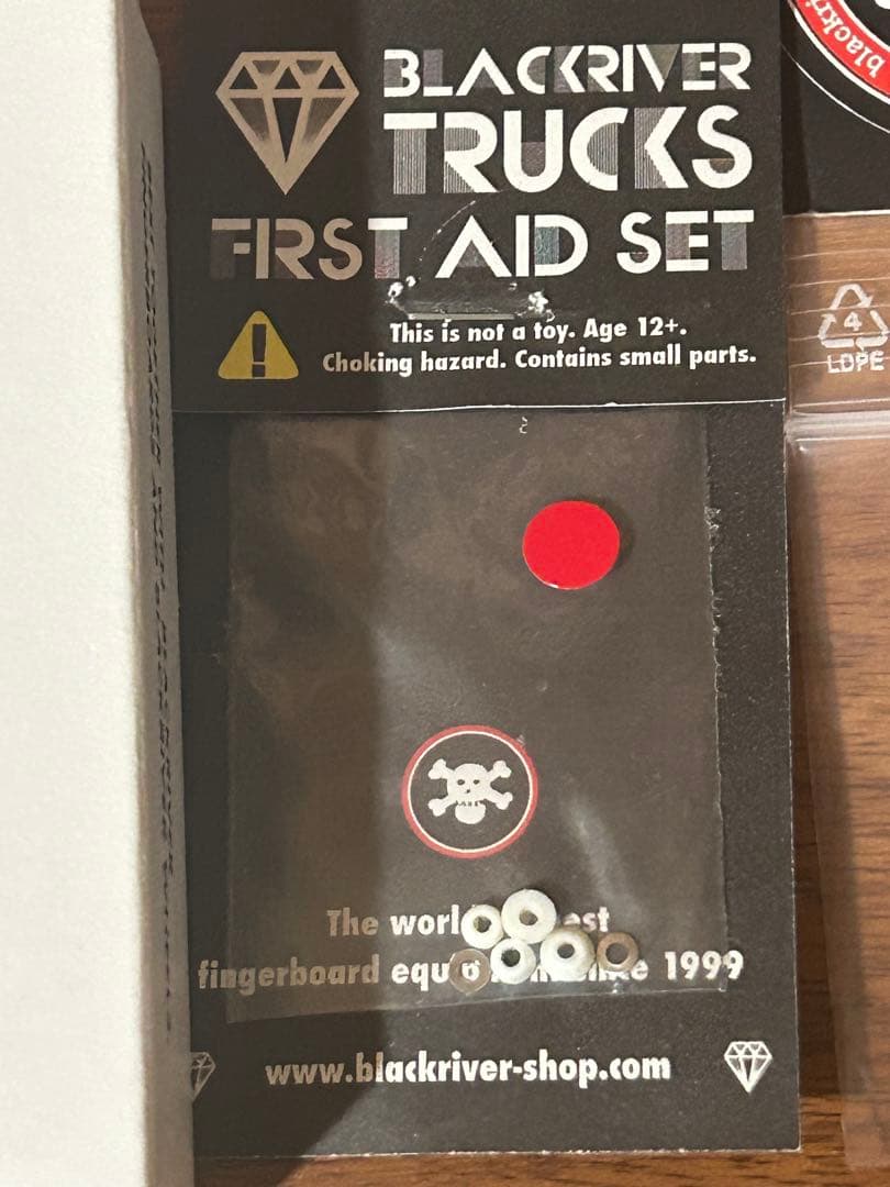 BLACK 3.0 TRUCKS X-WIDE（34MM）RAWmon