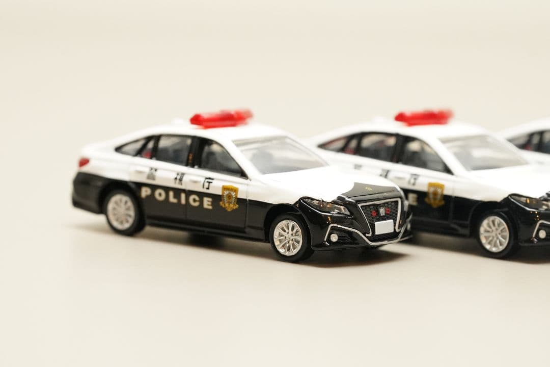 トミカプレミアム10 クラウンパトロールカー LEDカスタム 6台セット