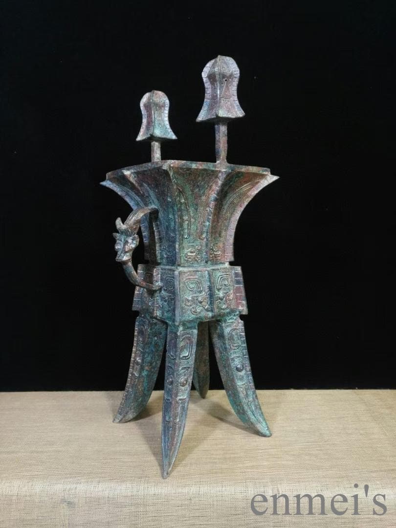 中国古美術 商代 青銅器 婦好方斝 温酒器 禮器 方形 四足 獣首鋬 青銅美術