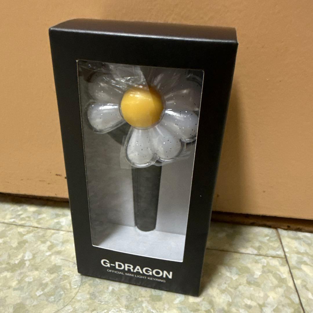 G-DRAGON 公式ミニキーホルダー