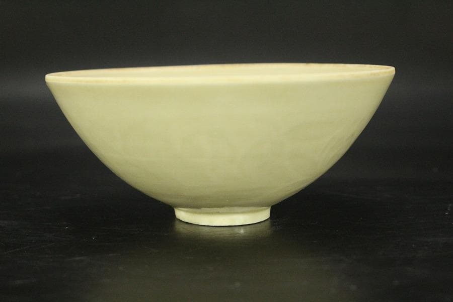 中国美術 白磁 花紋 碗(HA518)