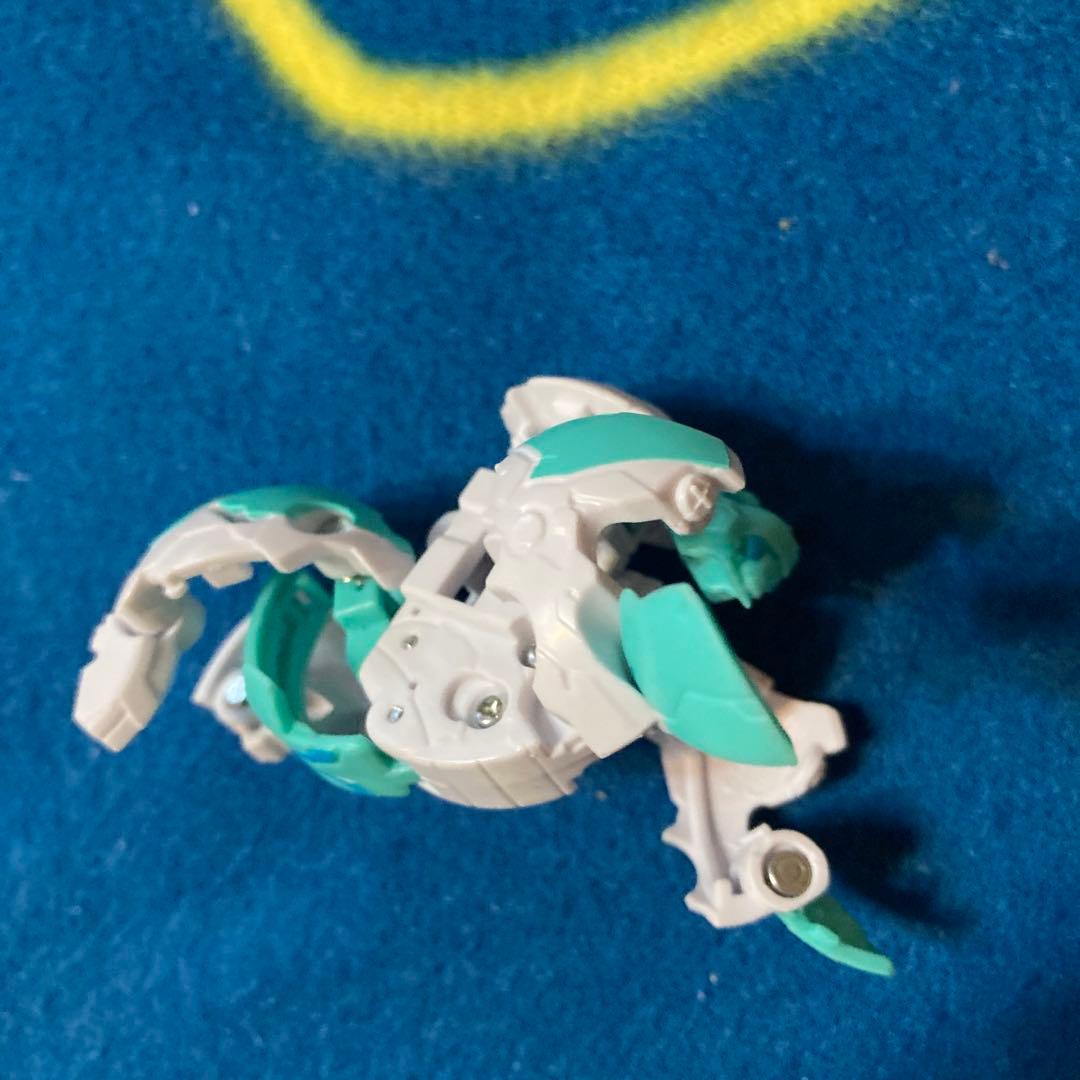 爆丸　新品未使用　白緑　パッケージ処分したばかりの新品です