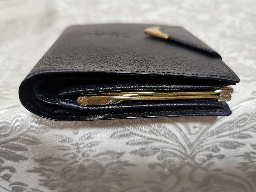 未使用　イブサンローラン ガマ口 二つ折り財布