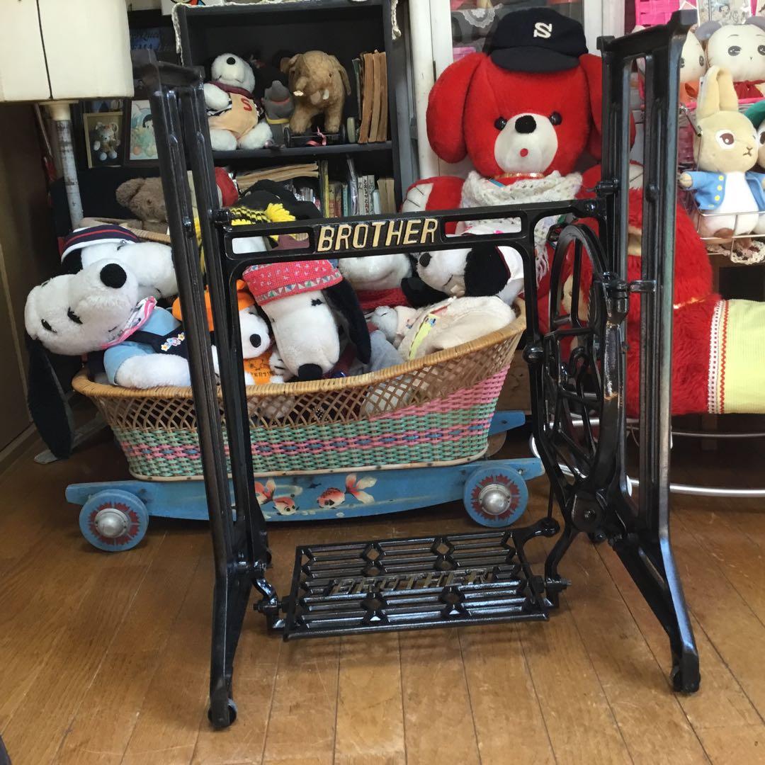 BOTHER足踏みミシンの鉄脚　アイアン　テーブルに！