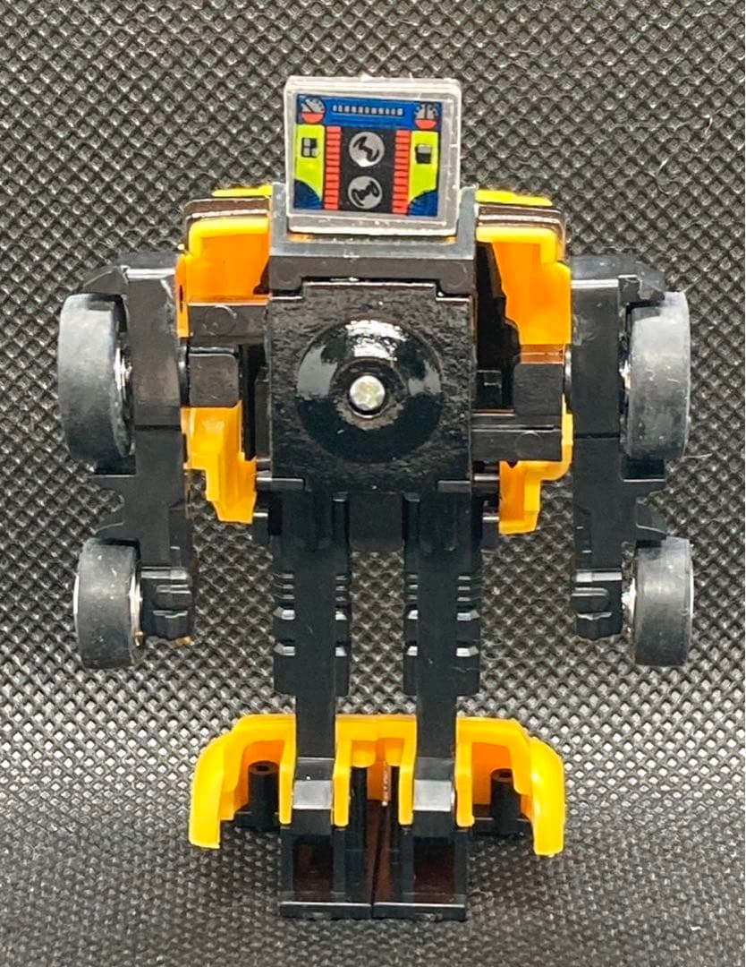 ◾️トランスフォーマー◾️　サイバトロン★クリフ　ポルシェ★イエロー【TAKARA】