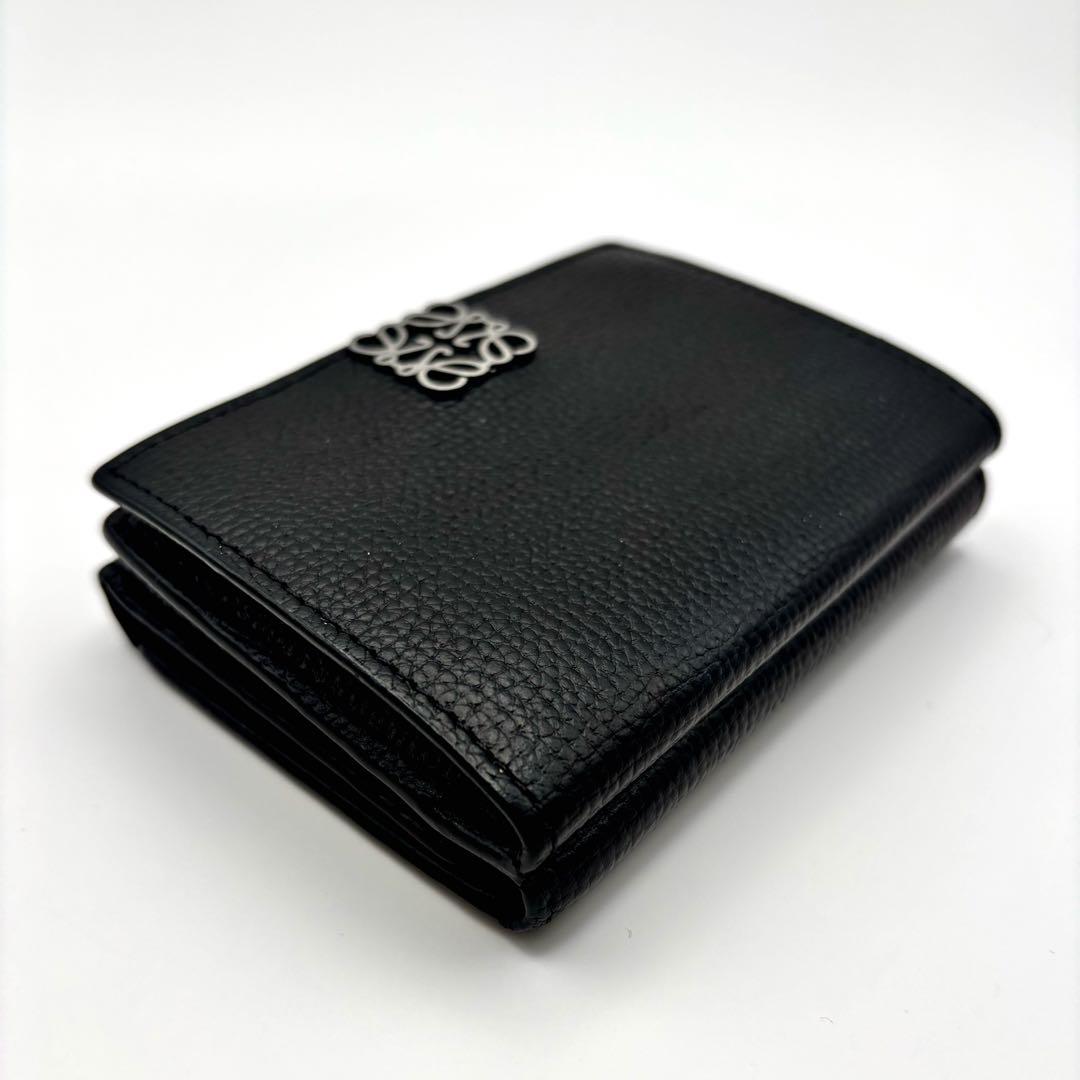 LOEWE 黒 レザー 三つ折り財布