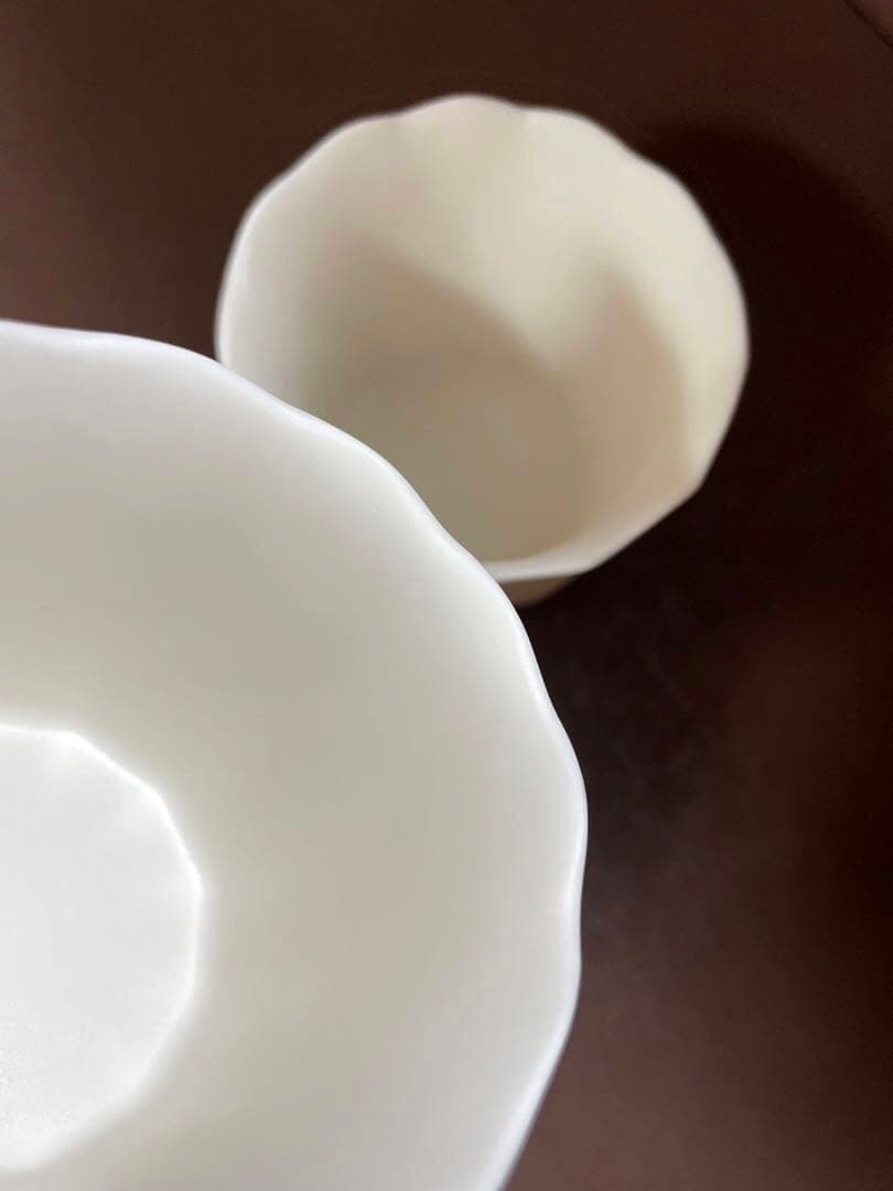 若杉聖子 白磁器　人気作家陶芸家　お猪口　小鉢　蕎麦猪口ペア　レア未使用美品