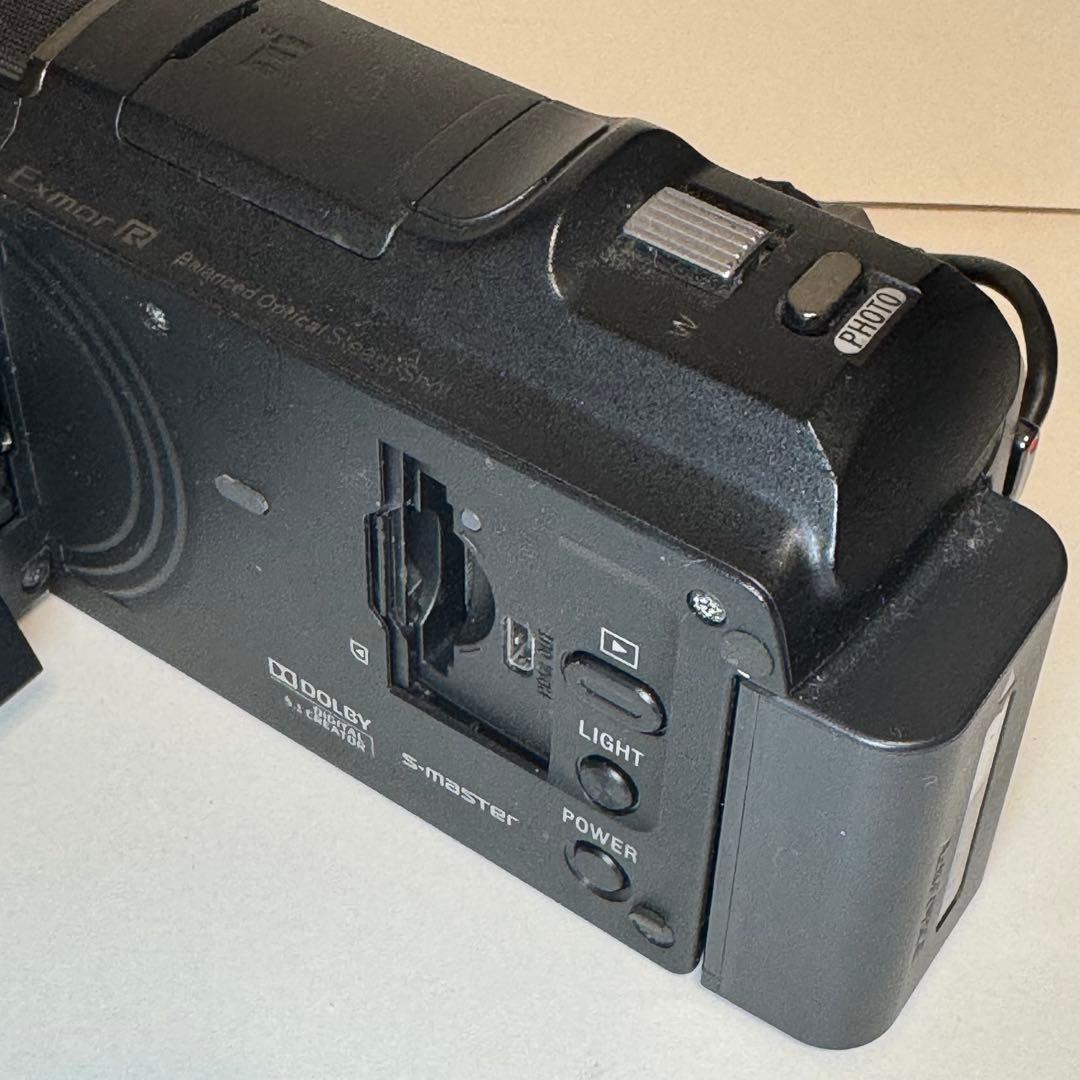 Sony Handycam ビデオカメラ HDR-CX630V