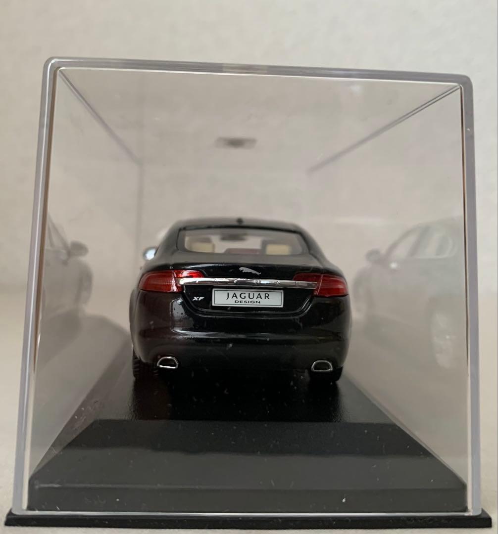 1/43 Jaguar / ジャガー XF ブラックメタリック