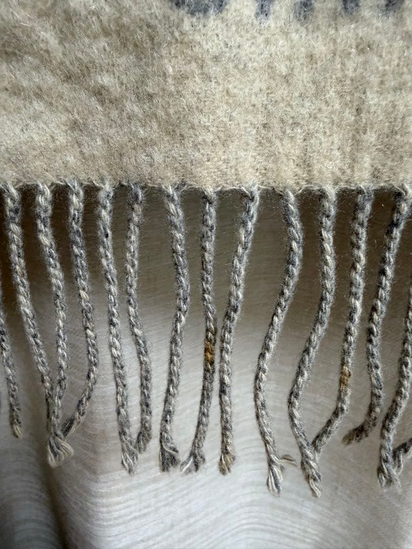 み*ん様 LOUIS VUITTON リバーシブルマフラー グレー アイボリー