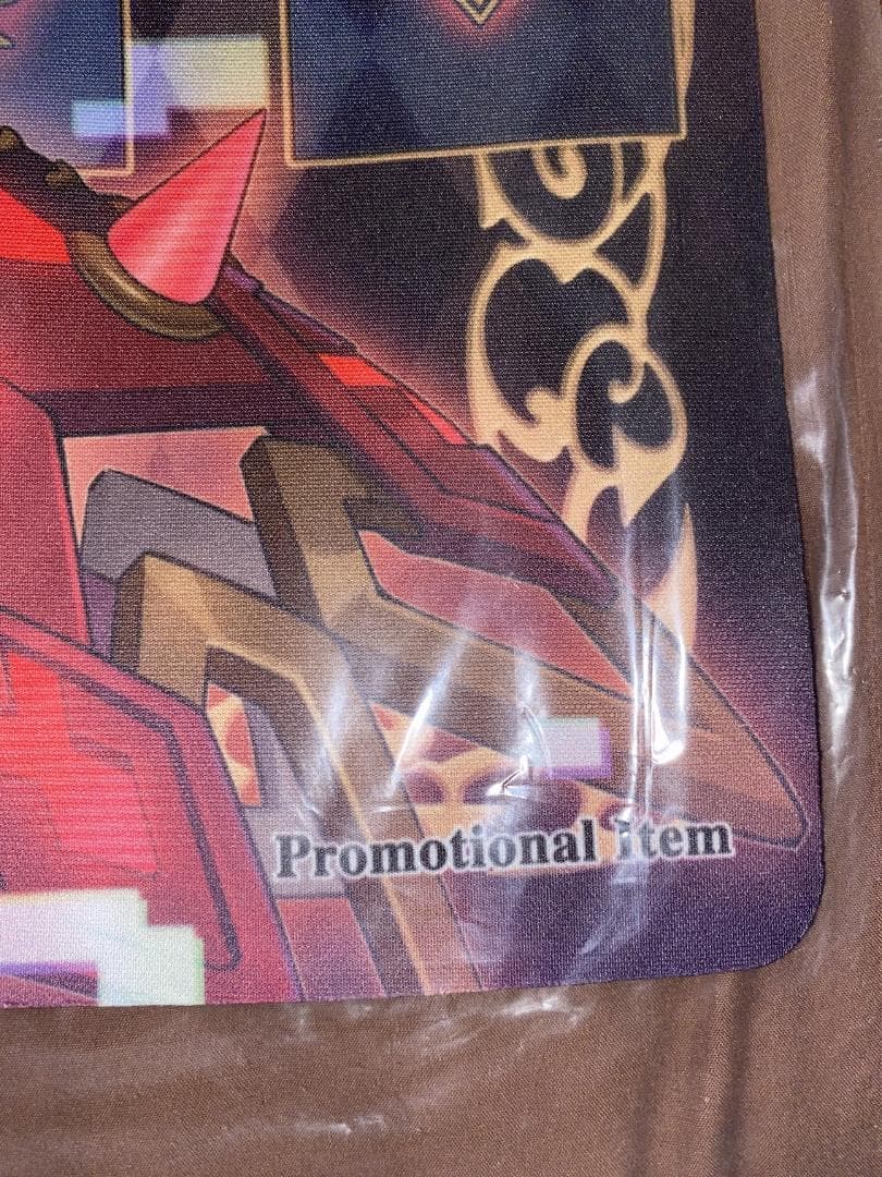 遊戯王 公式 M∀LICE＜Q＞HEARTS OF CRYPTER プレイマット