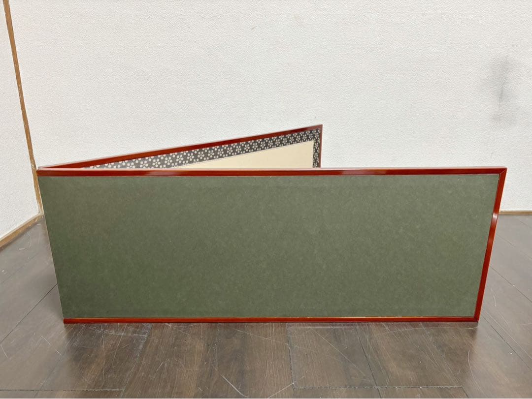 美品 茶道具 飛騨春慶塗縁 利休梅 風炉先屏風 茶室道具 間仕切り 衝立 元箱