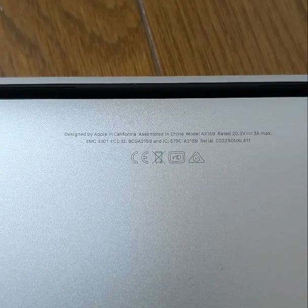 Apple MacBook Pro 13インチ 2019 128GB