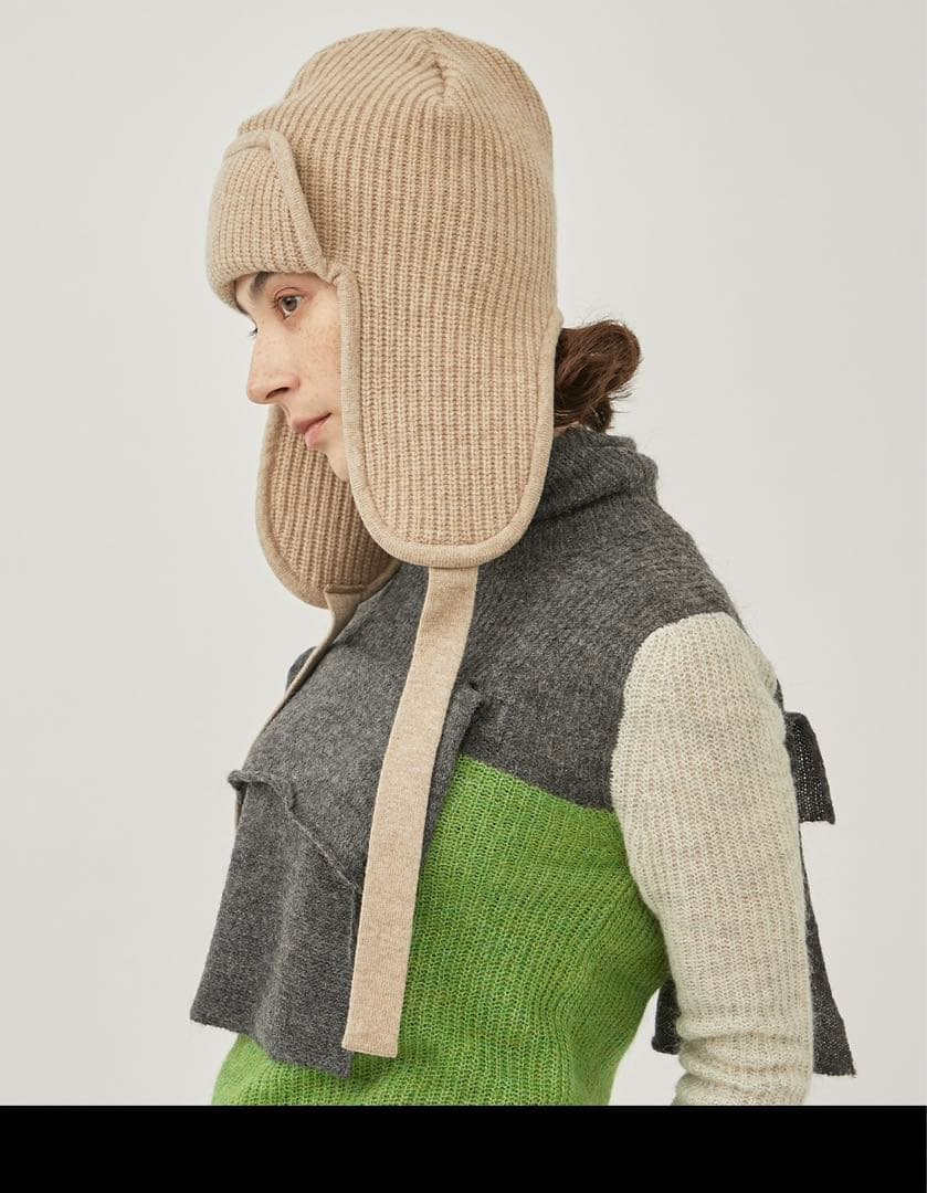 フミエタナカ ear cover knit cap ボルドー　ニット帽