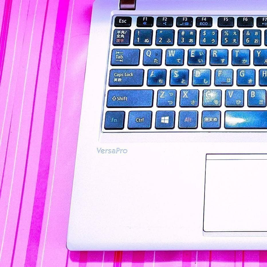 37お買得NEC【すぐ使える小型薄型ＰＣ・バッテリー長持ち】ノートパソコン