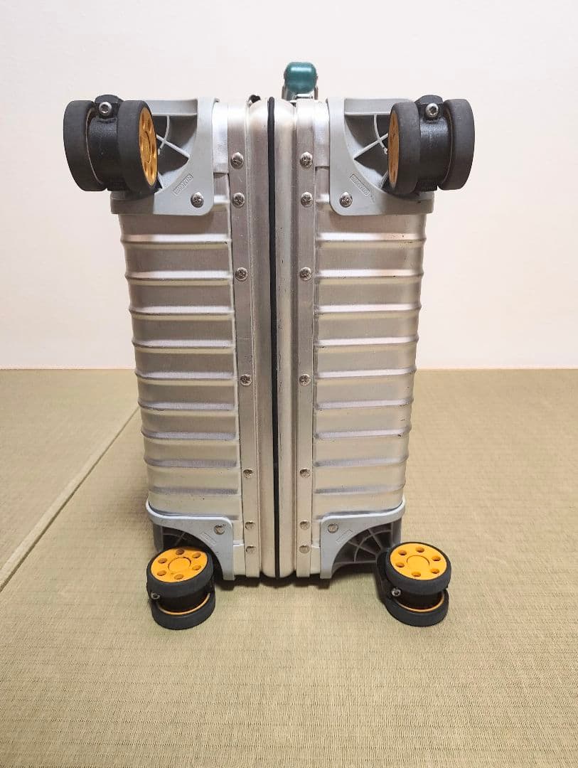 RIMOWA CLASSIC CABIN S (リモワ クラシック キャビンS)