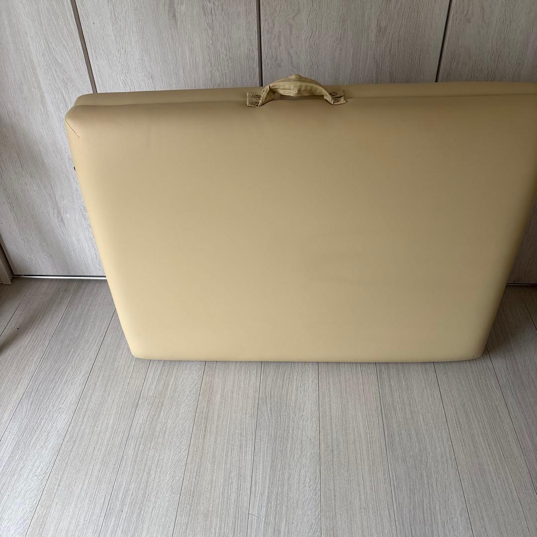 セブンビューティー　折り畳み式エステベッド【美品】