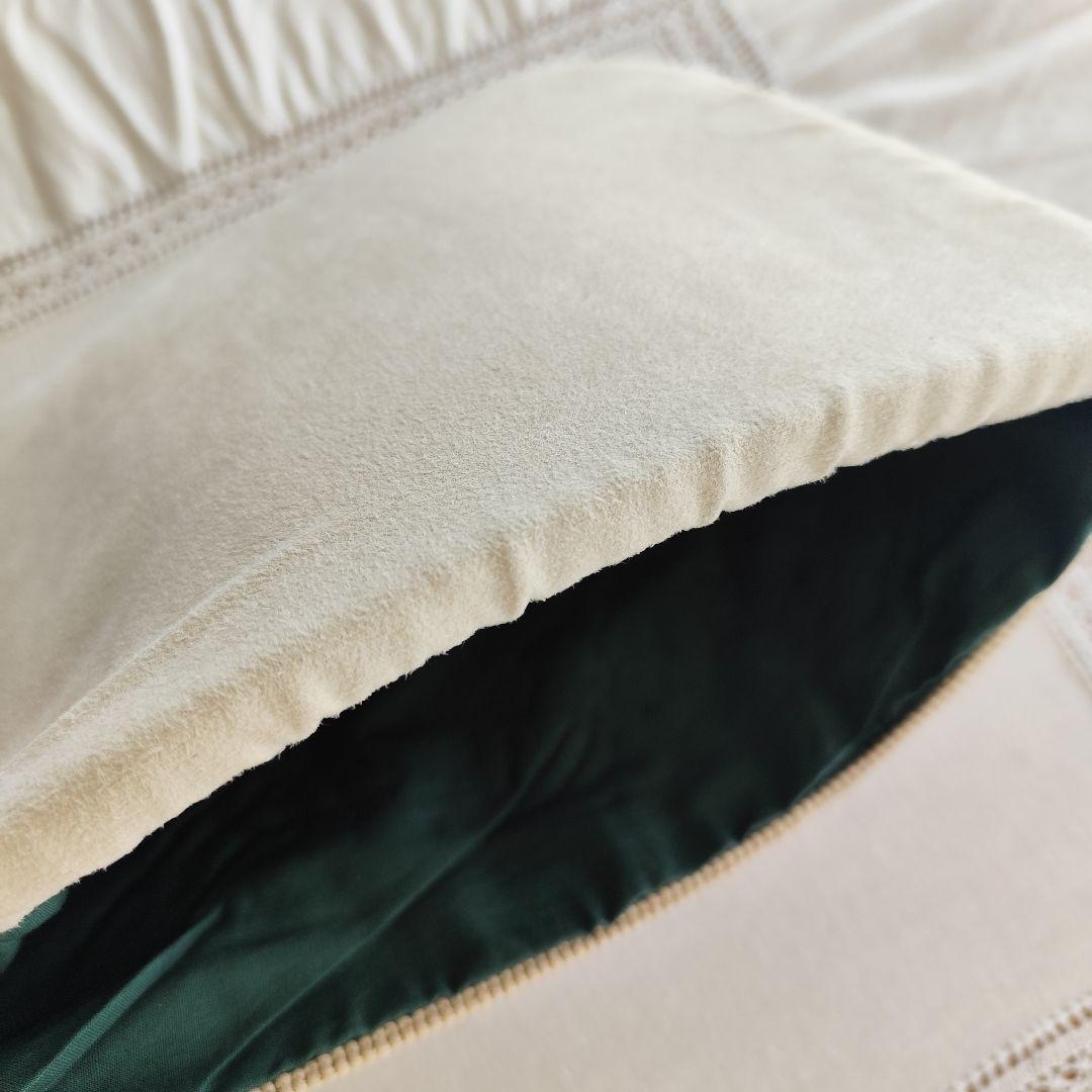 ニードルポイント　プチポワン　ティーコージー　ティーコゼー