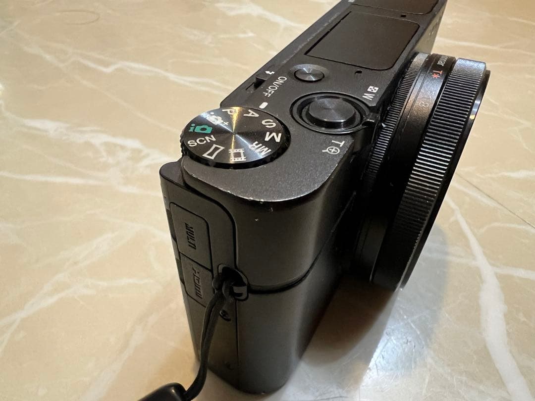 SONY コンパクトデジタルカメラ RX100Ⅲ