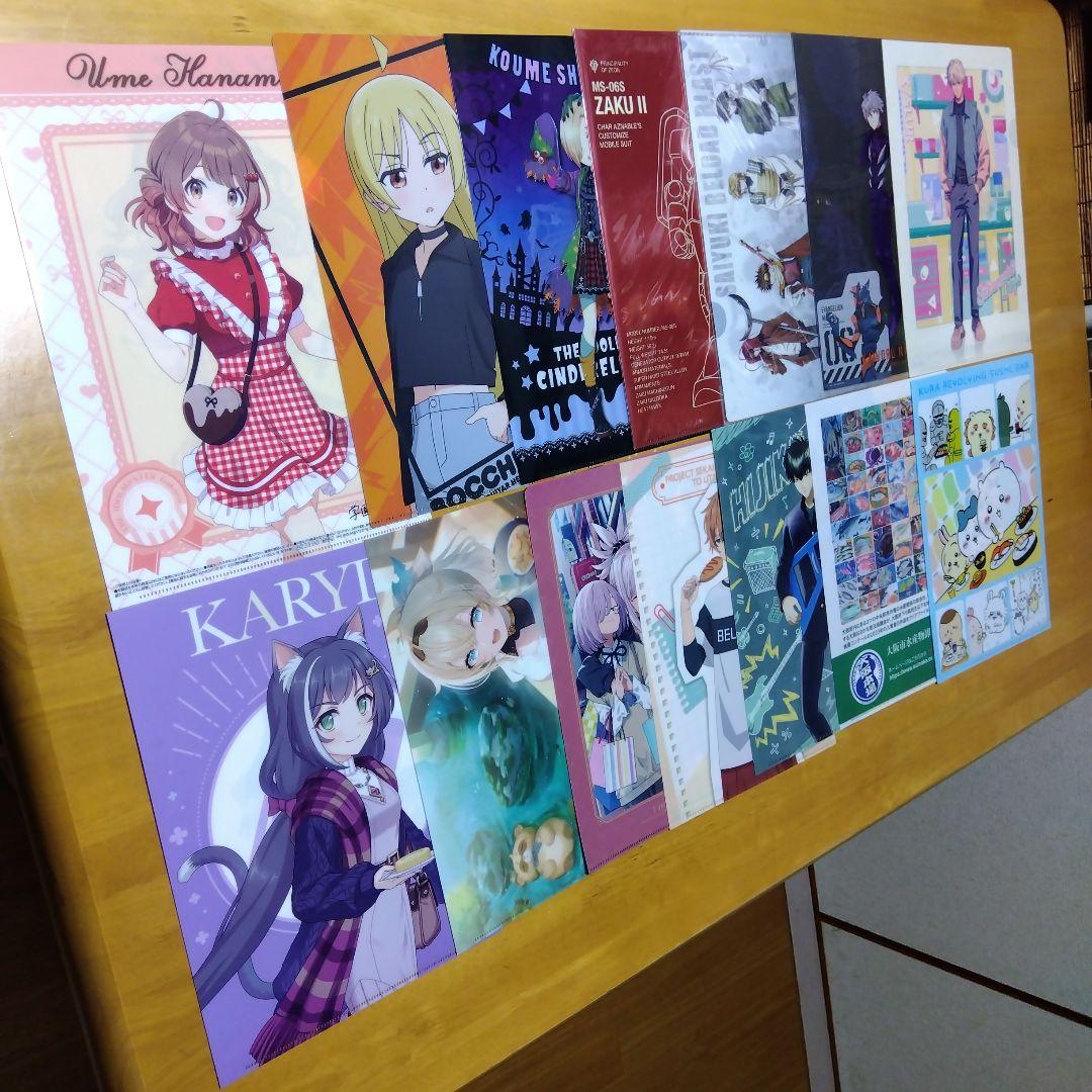 アニメ ノンジャンル 美少女系など　Ａ−４クリアファイル まとめ売り大量２５０枚