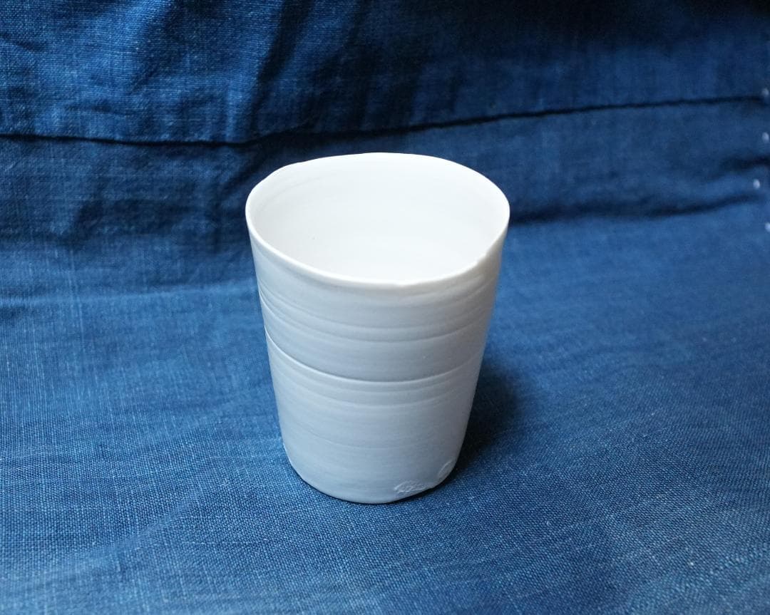黒田泰蔵 白磁盃 ぐい呑み カップ 猪口 酒器 作家 Tマーク