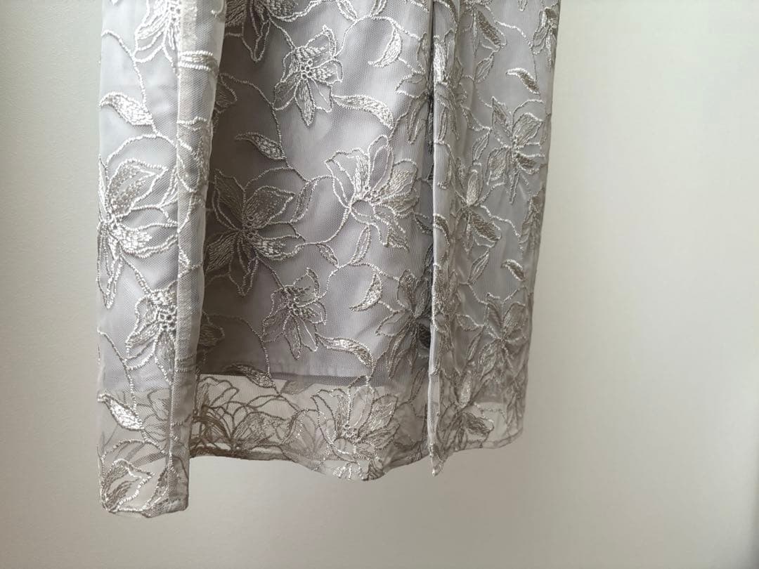 【LE'RURE】 Pearl motif embroidery dress