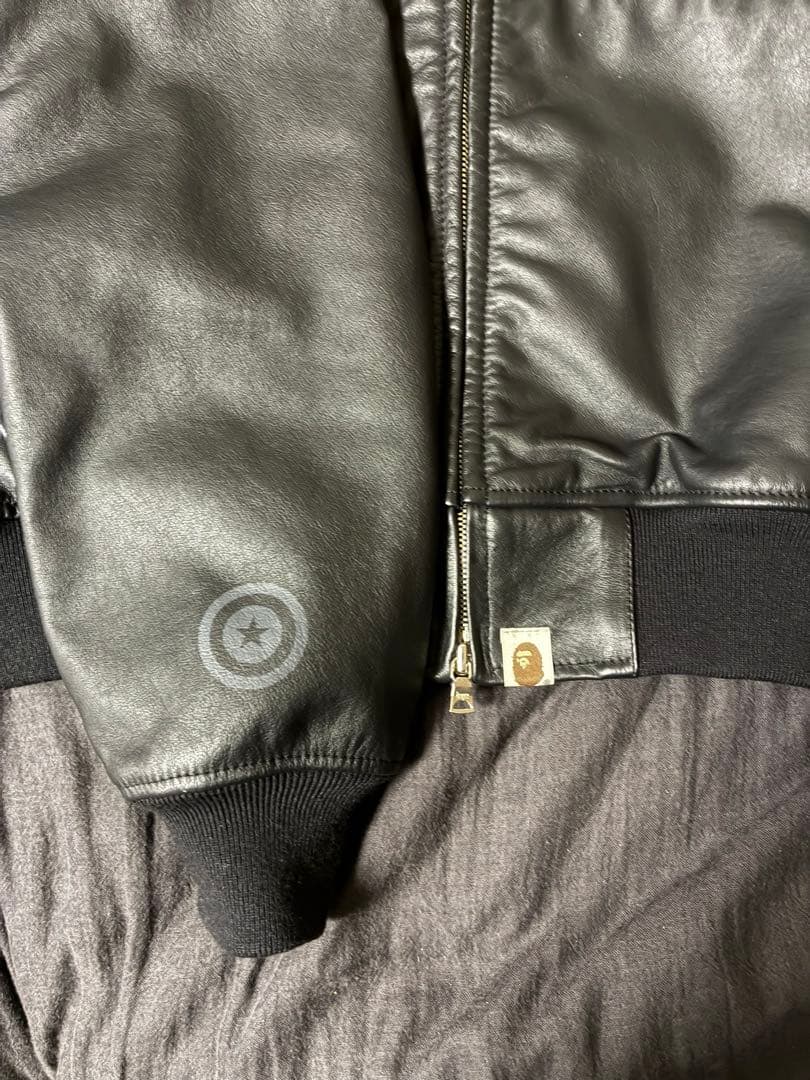 青山限定 A BATHING APE　レザー シャークパーカー M エイプ