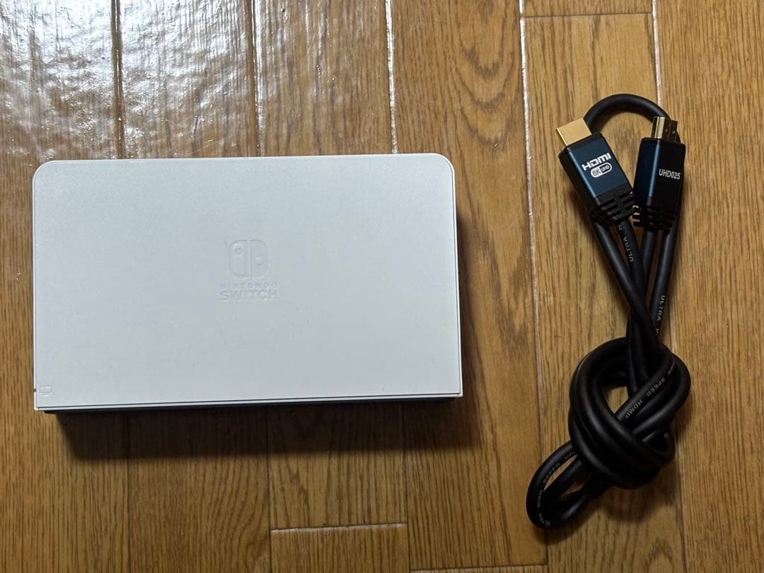 Nintendo Switch 本体 ドック、HDMIケーブル　セット