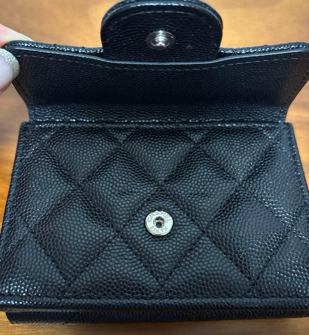 【美品】CHANEL ブラック キャビアスキン 三つ折り財布