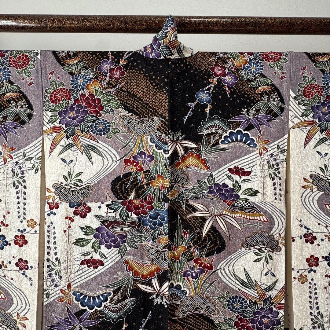 超美品　袷　広襟　振袖　現代　振袖　成人式　着物　166　現代　ふくれ織　黒　白