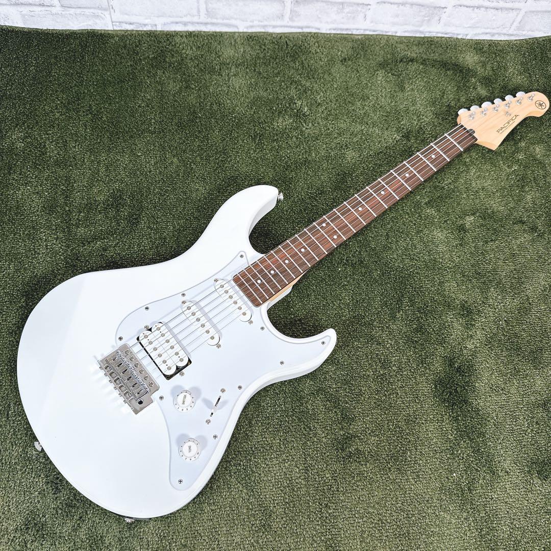 【美品】YAMAHA PACIFICA PAC 012 エレキギター ヤマハ