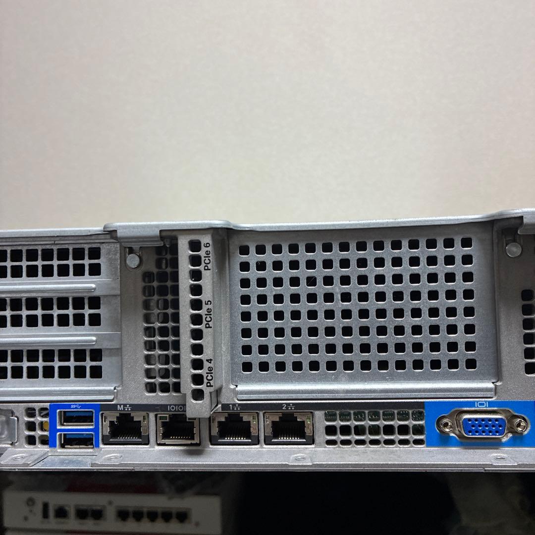 Cisco UCS C240 M4S サーバ