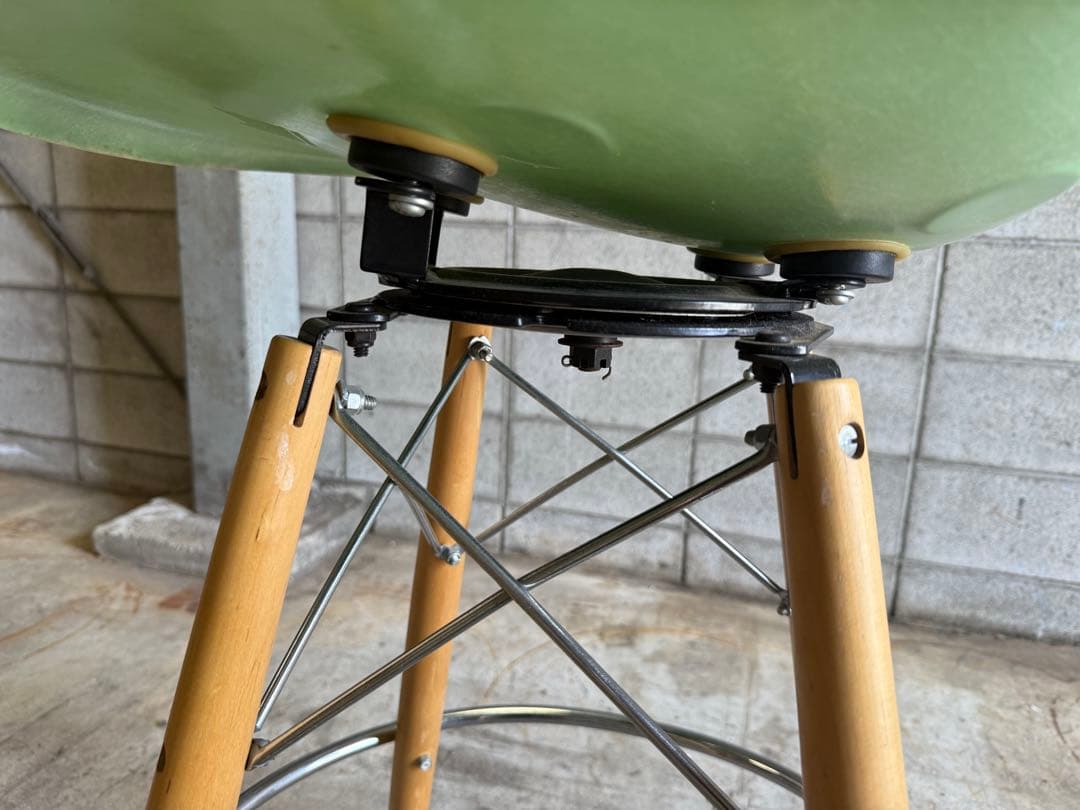 【展示品・中古】MODERNICA モダニカ バースツール グリーン②