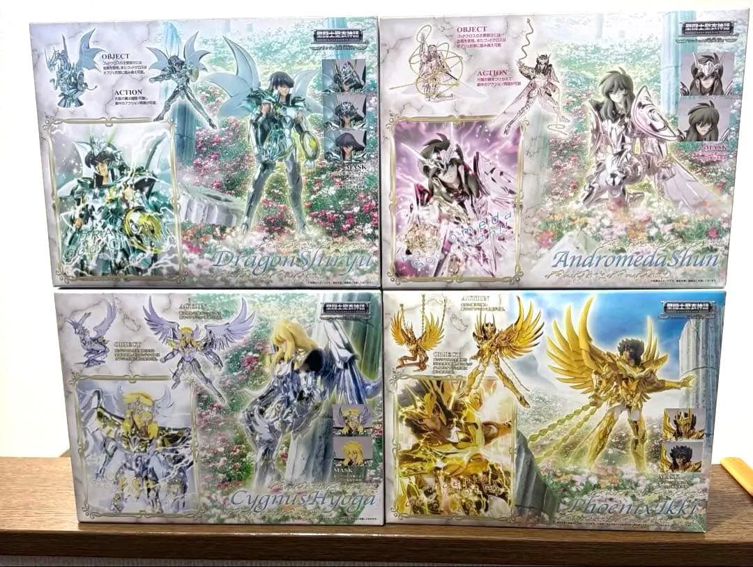 聖闘士聖衣神話　ドラゴン紫龍　キグナス氷河　アンドロメダ瞬　フェニックス　一輝