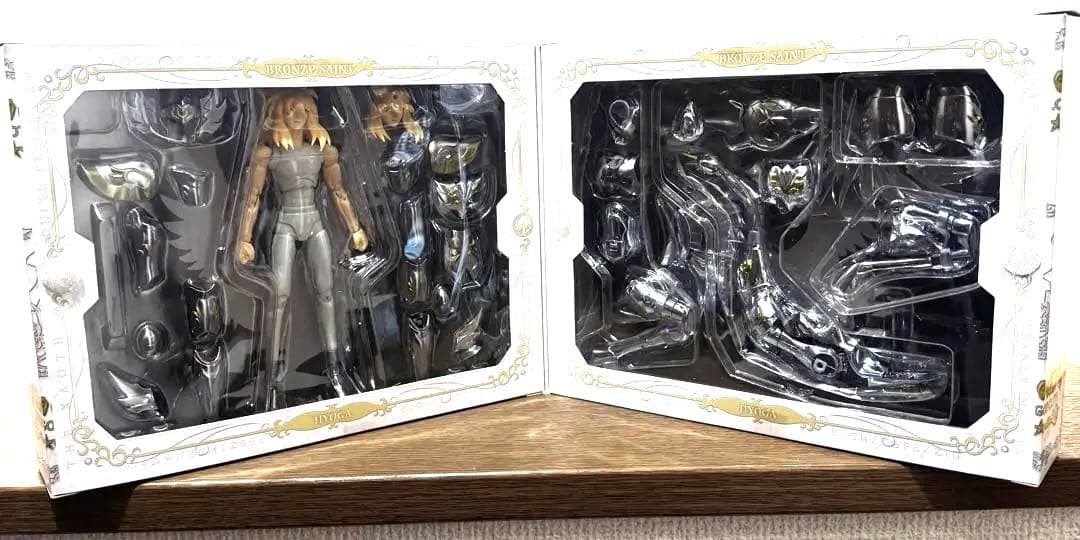 聖闘士聖衣神話　ドラゴン紫龍　キグナス氷河　アンドロメダ瞬　フェニックス　一輝