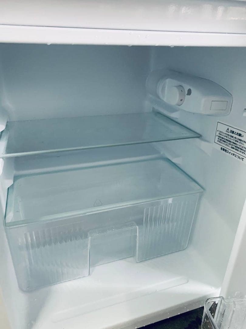 ♦comfee ノンフロン冷凍冷蔵庫【2023年製】RCT90WH